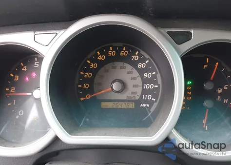 2005 Toyota 4Runner Sr5 Sport V8/Sr5 V8 z USA, uszkodzony, nr VIN JTEBT14R958022808